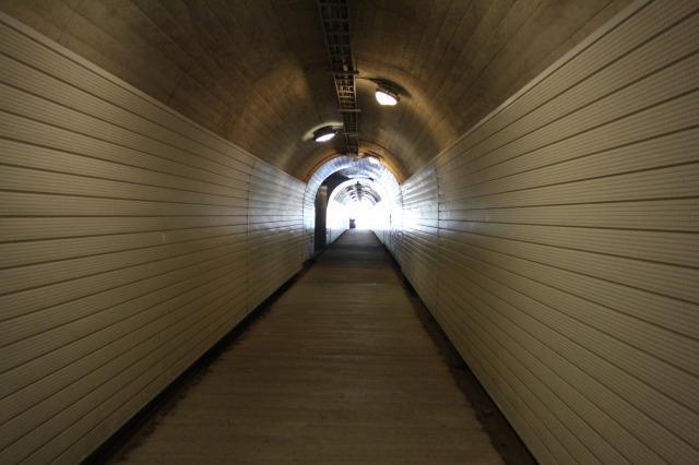 菅沼集落　トンネル