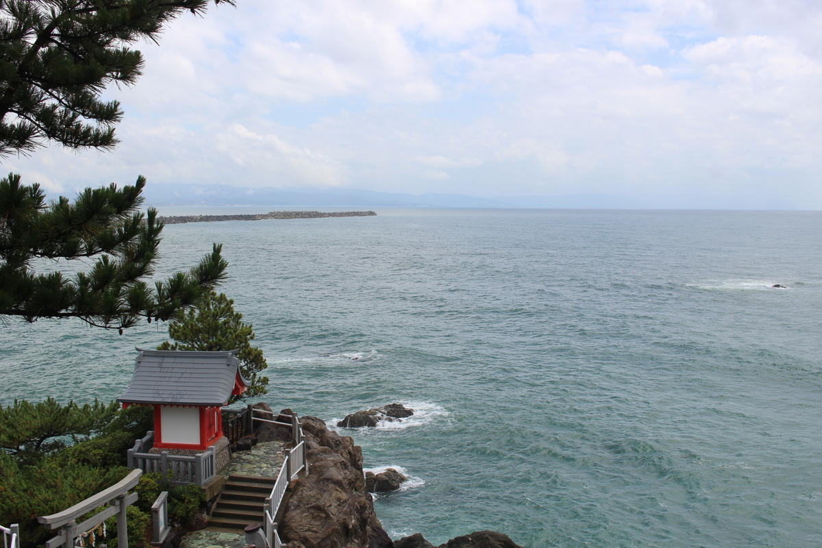 桂浜　海津見神社